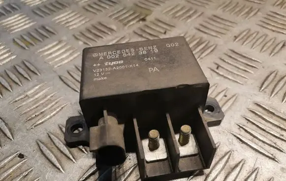 Mercedes-Benz E W211 Other relay 0025423819