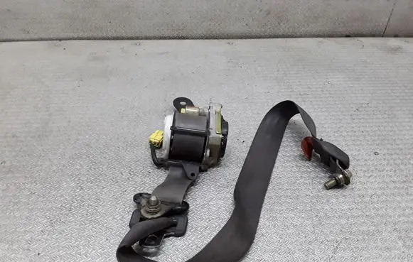 Suzuki Baleno EG Front seatbelt 8494064G0