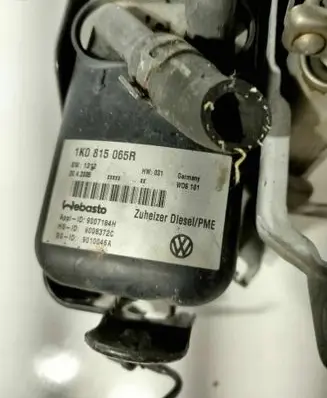 Volkswagen Touran I Auxiliary pre-heater (Webasto) 
