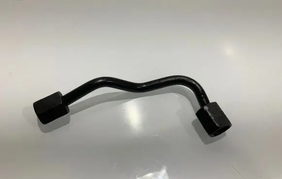 Fuel injector supply line/pipe