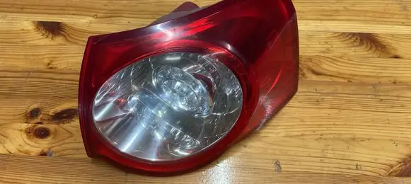 Volkswagen PASSAT B6 Rear/tail lights