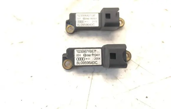 Audi A3 S3 8L Airbag deployment crash/impact sensor 8L0959643C