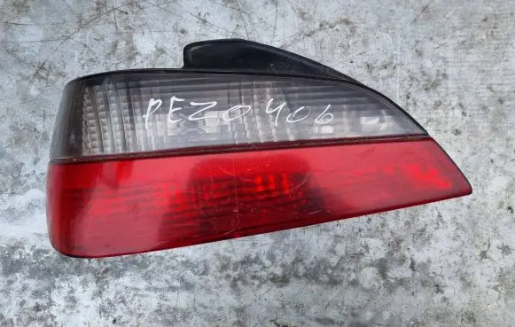 Peugeot 406 Rear/tail lights