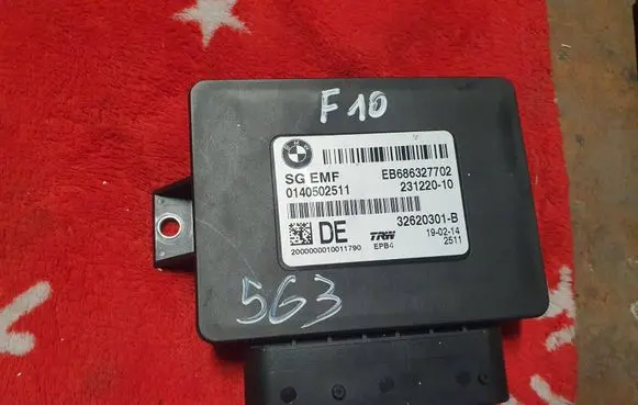 BMW 5 F10 F11 Hand brake control module 6863277 23122010 0140502511
