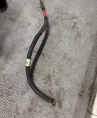 Iveco Daily 35.8 - 9 Positive cable (battery) 69500772