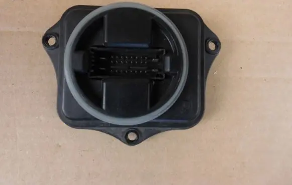 Ford Mondeo MK V Light module LCM 90057397