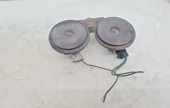 Toyota Avensis T270 Horn signal 007425