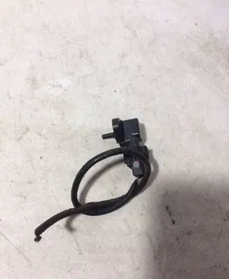 Mazda 3 I Air pressure sensor KL47 E1T10372