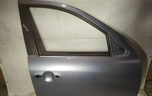 Hyundai Santa Fe Front door melynos