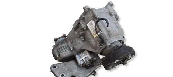BMW 3 E90 E91 Gearbox transfer box case 13774410