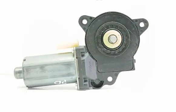 Ford Fiesta Front door window regulator motor 0130821939