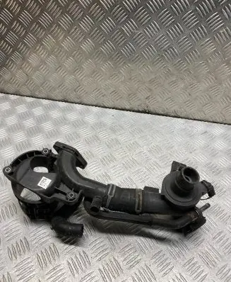 Mercedes-Benz Sprinter W906 Engine coolant pipe/hose A6512000158 A6512030882 A6512031682