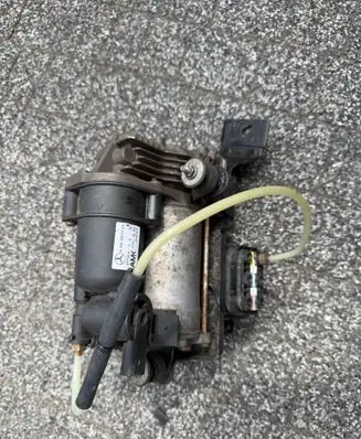 Mercedes-Benz ML W166 Air suspension compressor/pump A1663200104 877380