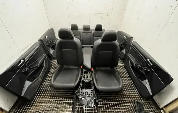 Volkswagen Jetta VII Interior set 0001