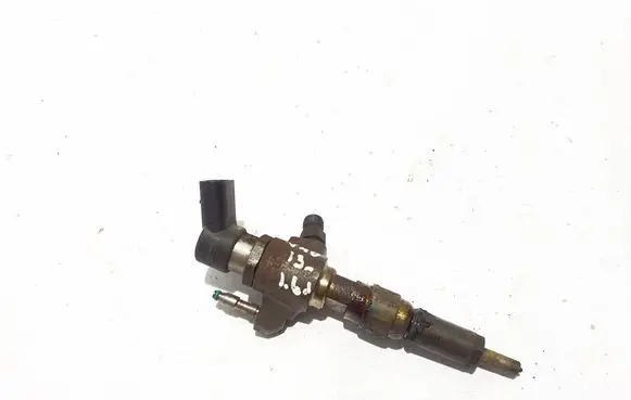 Volvo V40 Fuel injector 9802448680