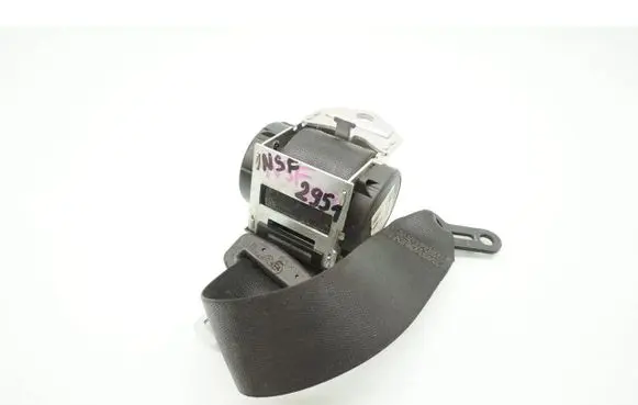 BMW 1 E82 E88 Rear seatbelt 9139832