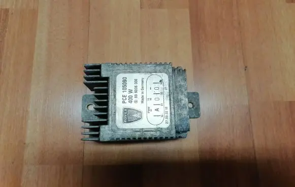 Coolant fan relay
