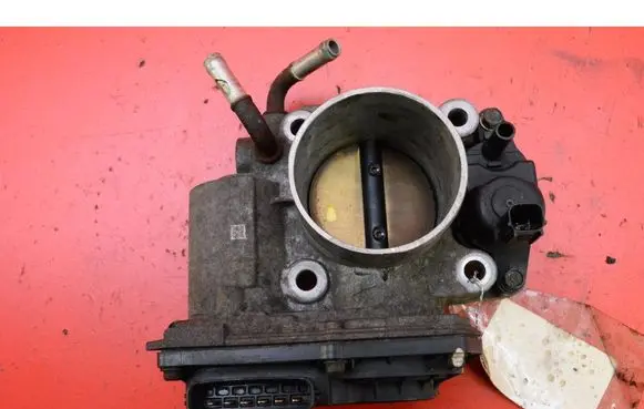 Honda FR-V Throttle body valve 