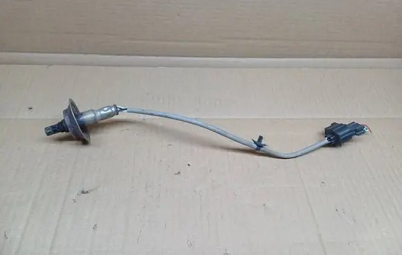 Mitsubishi Space Star Lambda probe sensor 0ZA639M11