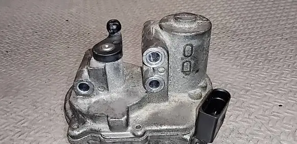 Audi Q7 4L Intake manifold valve actuator/motor 059129086D