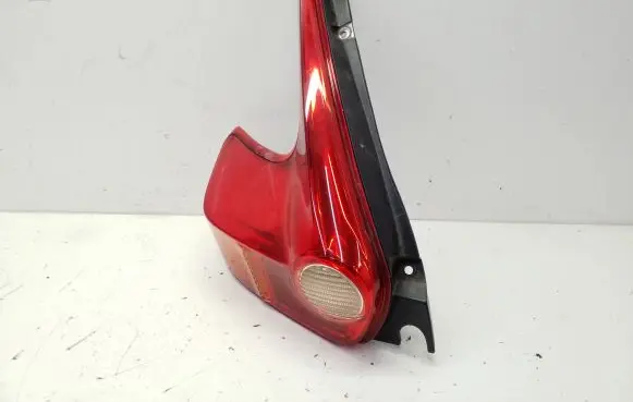 Nissan Juke I F15 Rear/tail lights