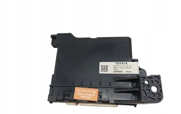 Toyota Auris E180 Other control units/modules 88650-02D70