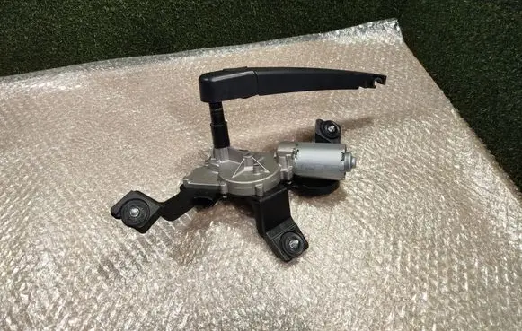 Hyundai i10 Rear window wiper motor 98700B9000 F00S2B2244
