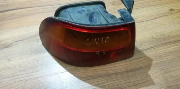 Honda Civic Rear/tail lights 023135 Nenustatyta
