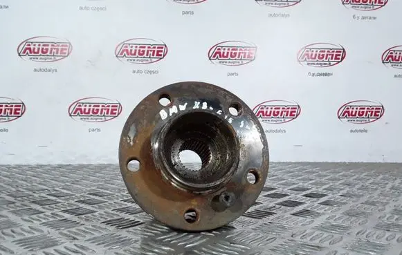 BMW X3 F25 Rear wheel hub
