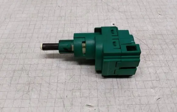 Volkswagen Transporter - Caravelle T5 Brake pedal sensor switch 1C0945511A