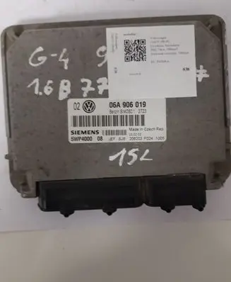 Volkswagen Golf IV Engine control unit/module 06A906019 5WP4000
