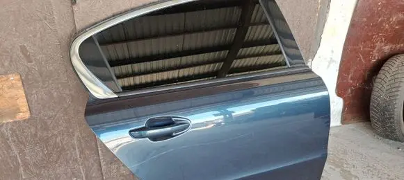 Peugeot 508 Rear door