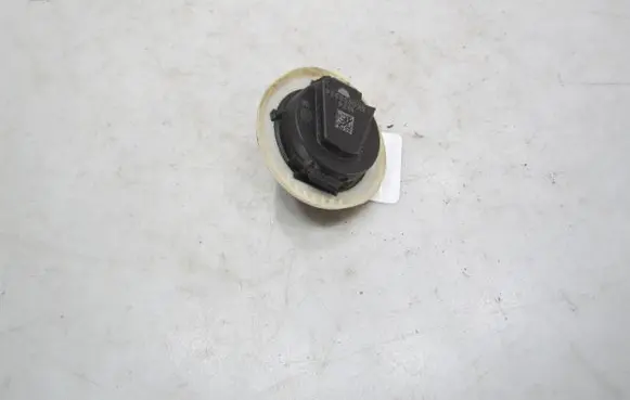 Volkswagen Golf VI Airbag deployment crash/impact sensor 5K0959354 1924