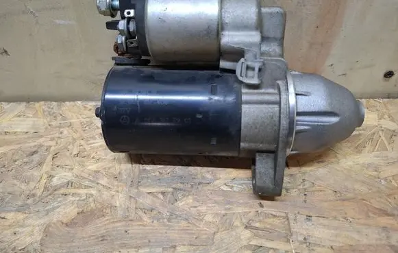 Mercedes-Benz C W204 Starter motor A0051513901