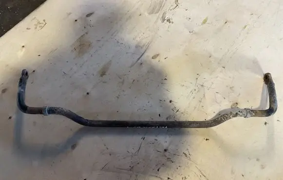 Nissan Pathfinder R51 Rear active stabilizer 