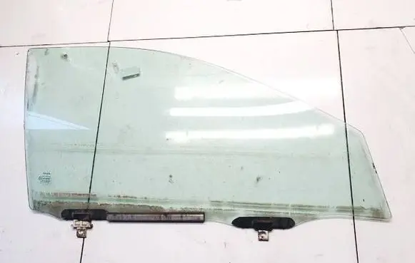 Toyota Corolla E120 E130 Front door window glass four-door DOT24AS2M19