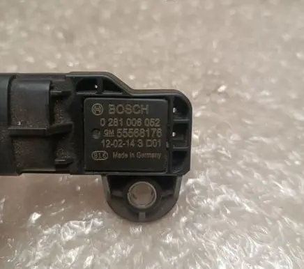 Opel Antara Air pressure sensor 0281006052 55568176