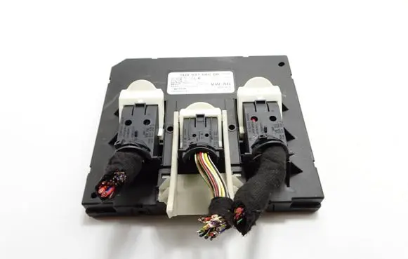 Volkswagen PASSAT B8 Comfort/convenience module 5Q0937086BB DA01142206 F005V01781