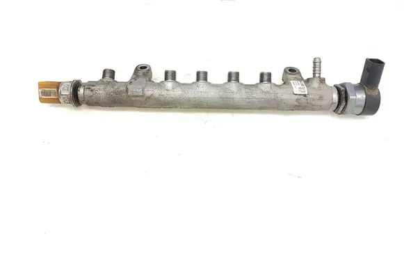 Volkswagen Transporter - Caravelle T5 Fuel main line pipe 03L089C 057130764H 0213029