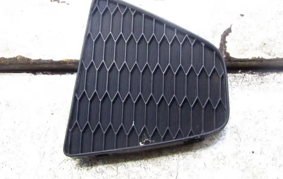 Honda Jazz Quarter panel pressure vent 71507-T5A