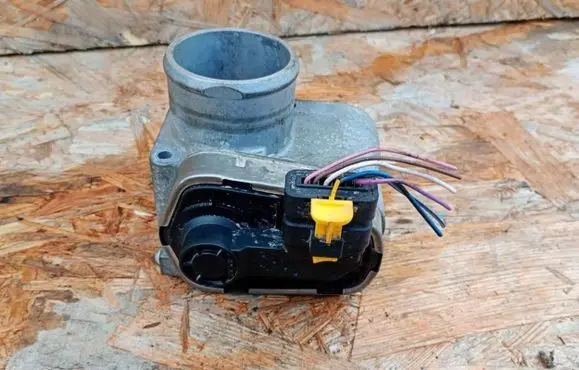 Fiat Stilo Throttle valve