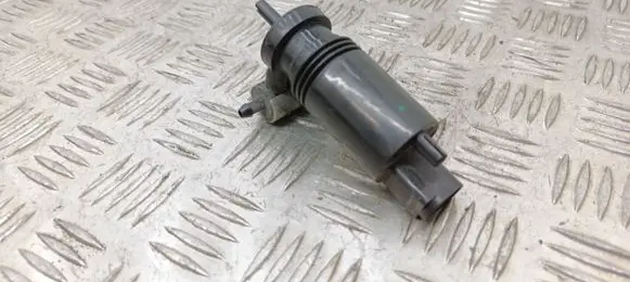 Mercedes-Benz ML W166 Windscreen/windshield washer pump 1006671
