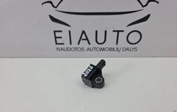 Audi Q2 - Airbag deployment crash/impact sensor 5Q0959651B