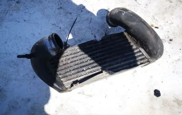 Audi 80 90 S2 B4 Intercooler radiator