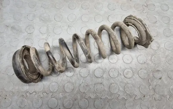 BMW 1 F20 F21 Rear coil spring 6764419