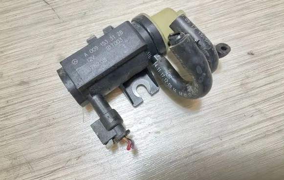 Mercedes-Benz GLC X253 C253 Turbo solenoid valve A0091533128