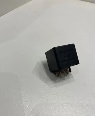 Mercedes-Benz C W202 Other relay 0015426519