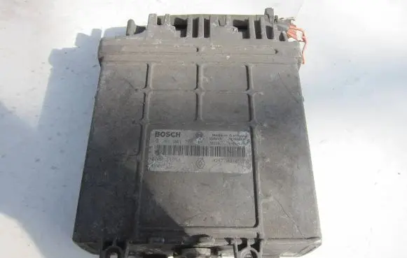 Renault Laguna I Engine control unit/module 7700114354 0281001766 7700105952