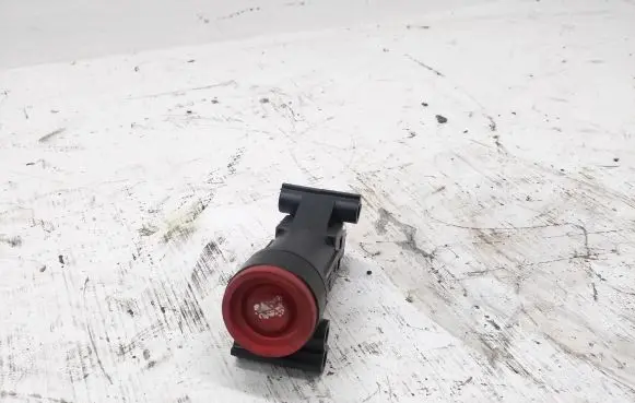Ford Kuga I Fuel cut-off switch 5L2T9341AA