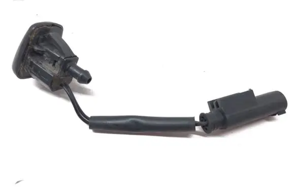 BMW 6 E63 E64 Windshield washer spray nozzle 